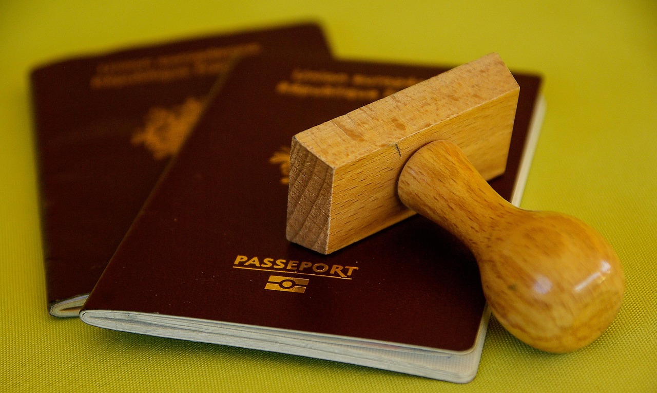 Registering on Upbit as a Foreigner: Market Context, KYC and FSC Rules